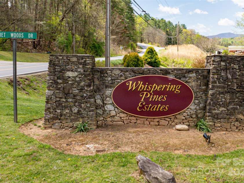 61 Quiet Woods Drive, Leicester, NC 28748.  MLS# CAR4241000, YatesRealty ID 13646. 