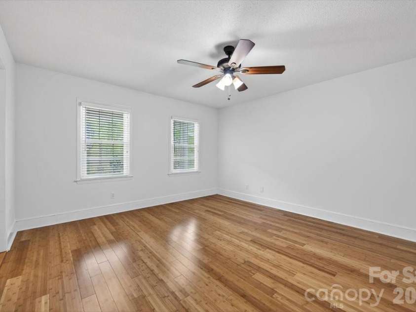 5918 Foxcrest Drive, Mint Hill, NC 28227.  MLS# CAR4364106, YatesRealty ID 13647. Bedroom 3