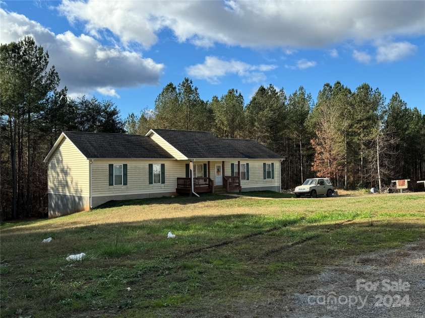 5519 Hudlow Road, Union Mills, NC 28167.  MLS# CAR4174641, YatesRealty ID 13649. 