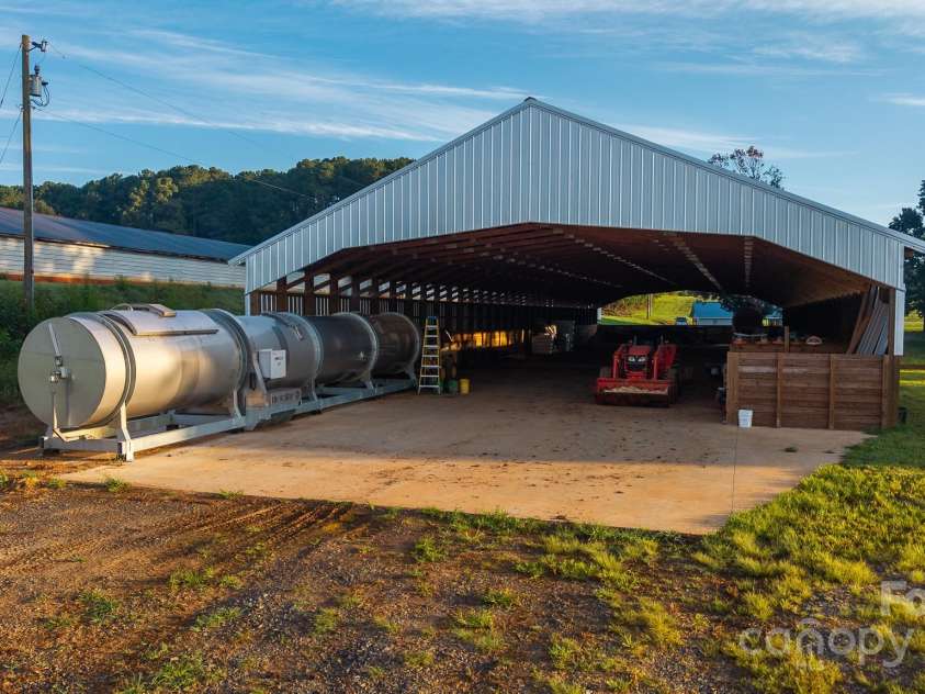 167 Buck Hollow Trail, Ararat, NC 27007.  MLS# CAR4295115, YatesRealty ID 1365. 