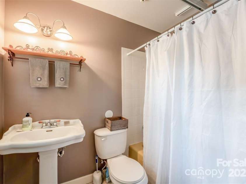 4805 Nesbit Road, Monroe, NC 28112.  MLS# CAR4254388, YatesRealty ID 13650. 