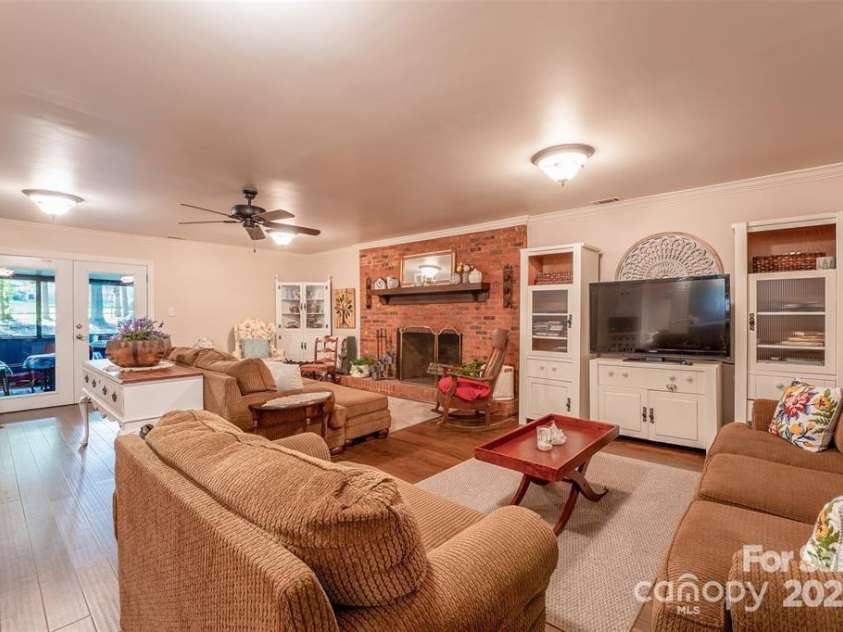 4805 Nesbit Road, Monroe, NC 28112.  MLS# CAR4254388, YatesRealty ID 13650. Enough room to have seperate sitting areas - great for hosting game night or get togethers