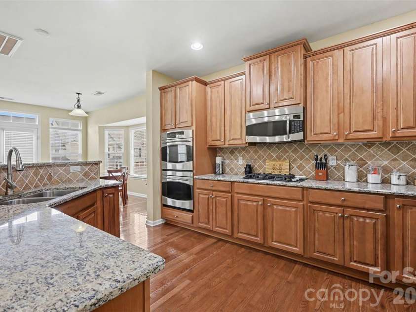 6148 Rockefeller Lane, Charlotte, NC 28210.  MLS# CAR4356884, YatesRealty ID 13650. Kitchen Area With Ample Cabinet Space