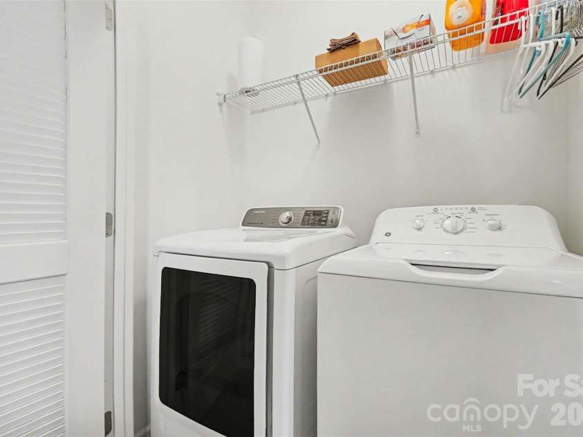 6148 Rockefeller Lane, Charlotte, NC 28210.  MLS# CAR4356884, YatesRealty ID 13650. Laundry Closet Convenient To Bedrooms