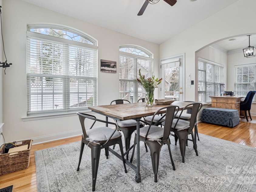19302 Ruffner Drive, Cornelius, NC 28031.  MLS# CAR4330909, YatesRealty ID 13653. 