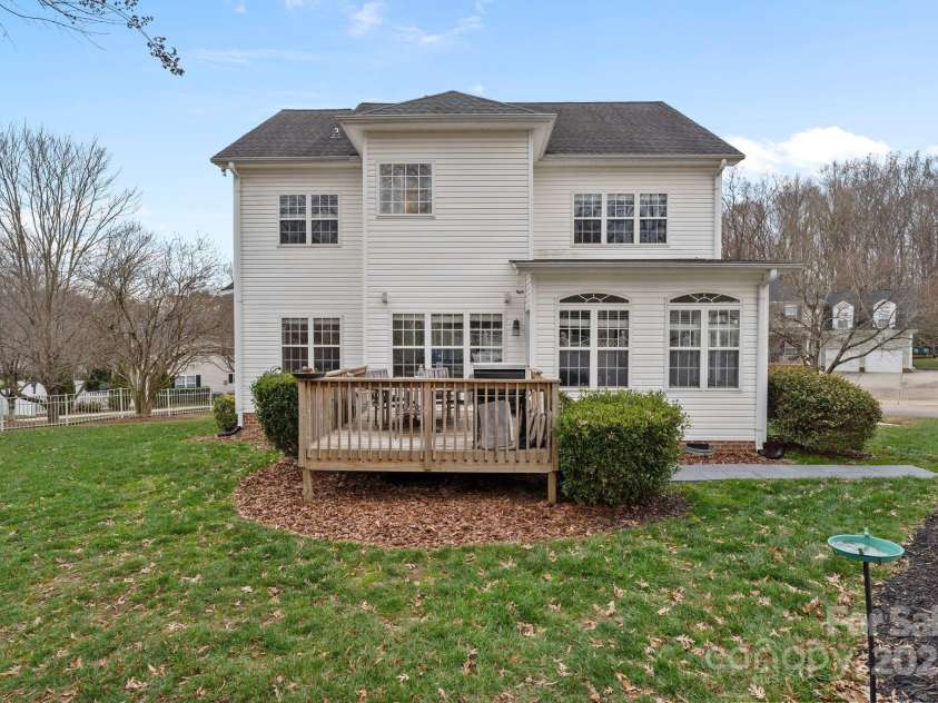 19302 Ruffner Drive, Cornelius, NC 28031.  MLS# CAR4330909, YatesRealty ID 13653. 