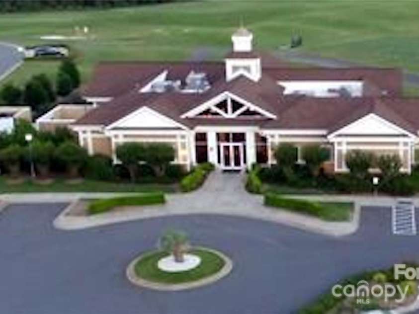 3052 Santee Court, Indian Land, SC 29707.  MLS# CAR4235308, YatesRealty ID 13653. Sun City Carolina Lakes Golf Club is a public course that offers discounts to residents. The restaurant offers a great view of the golf course and is often used for community activities.