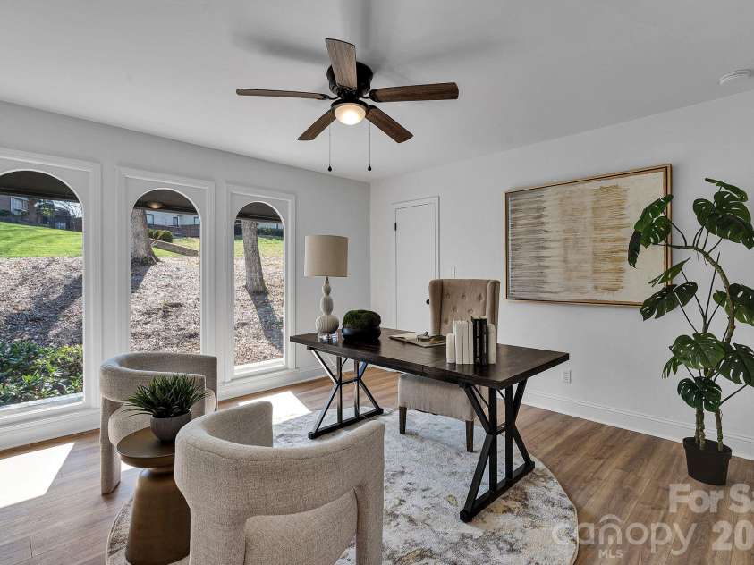 3200 Highview Road, Charlotte, NC 28210.  MLS# CAR4344986, YatesRealty ID 13654. Office or bedroom with amazing windows!