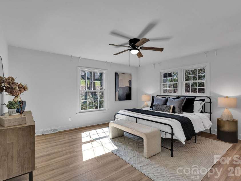 3200 Highview Road, Charlotte, NC 28210.  MLS# CAR4344986, YatesRealty ID 13654. Primary Bedroom
