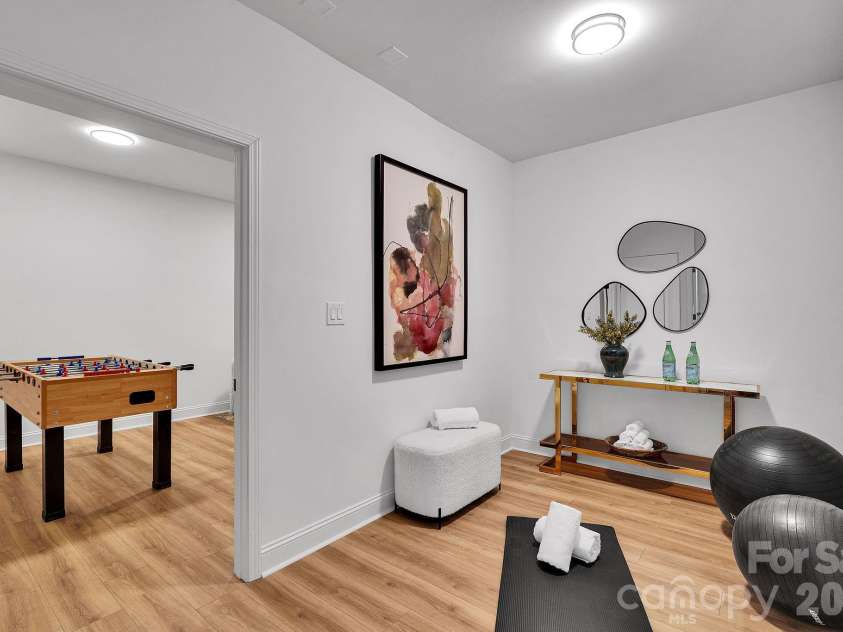 3200 Highview Road, Charlotte, NC 28210.  MLS# CAR4344986, YatesRealty ID 13654. Yoga/Peleton/Fitness/Meditation Room