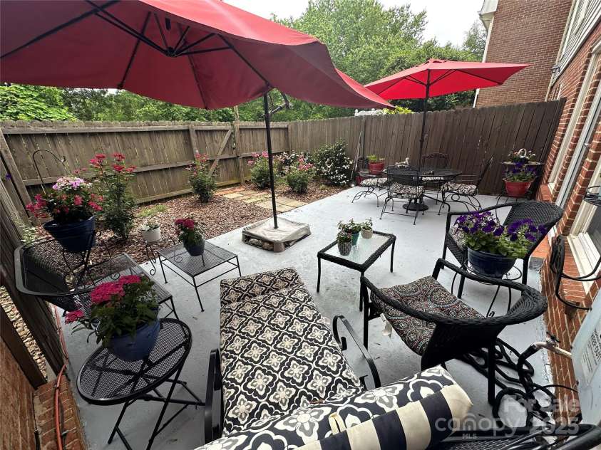 8306 Knights Bridge Road, Charlotte, NC 28210.  MLS# CAR4257820, YatesRealty ID 13656. Another angle of private patio.
