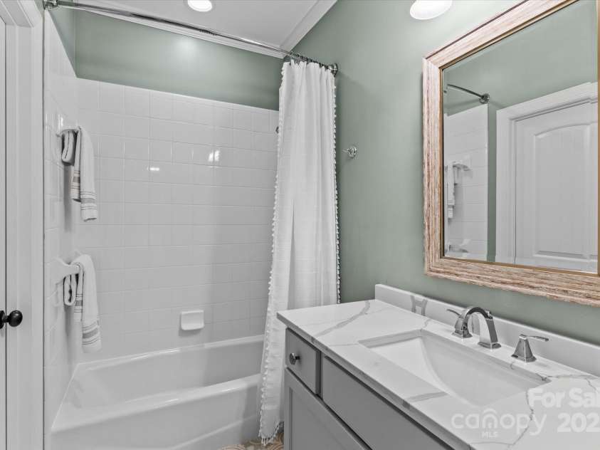 129 Alder Springs Lane, Mooresville, NC 28117.  MLS# CAR4258652, YatesRealty ID 13657. 