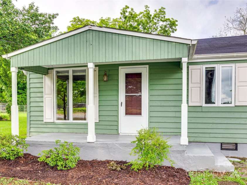 275 Garrison Road, Rock Hill, SC 29730.  MLS# CAR4258700, YatesRealty ID 13658. 