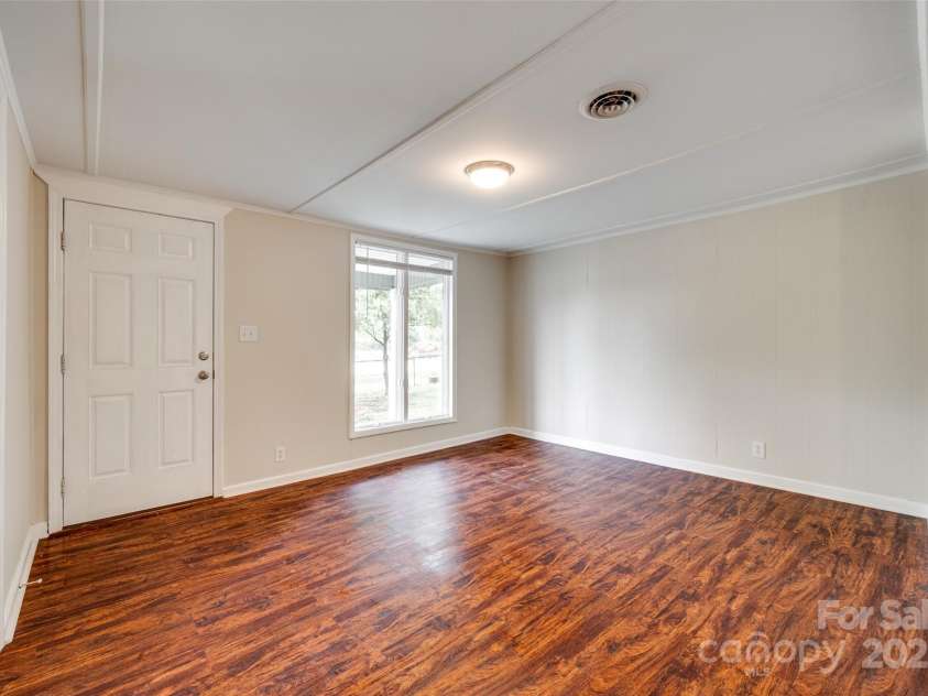 275 Garrison Road, Rock Hill, SC 29730.  MLS# CAR4258700, YatesRealty ID 13658. 