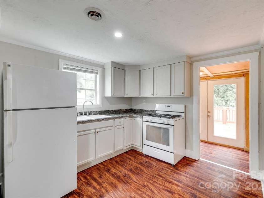 275 Garrison Road, Rock Hill, SC 29730.  MLS# CAR4258700, YatesRealty ID 13658. 