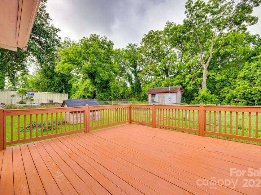 275 Garrison Road, Rock Hill, SC 29730.  MLS# CAR4258700, YatesRealty ID 13658. 