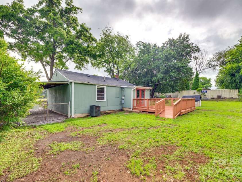 275 Garrison Road, Rock Hill, SC 29730.  MLS# CAR4258700, YatesRealty ID 13658. 