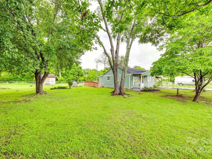 275 Garrison Road, Rock Hill, SC 29730.  MLS# CAR4258700, YatesRealty ID 13658. 