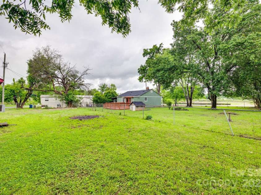 275 Garrison Road, Rock Hill, SC 29730.  MLS# CAR4258700, YatesRealty ID 13658. 