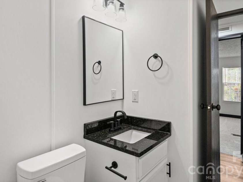 2913 Crystal Drive, Midland, NC 28107.  MLS# CAR4366926, YatesRealty ID 13659. 
