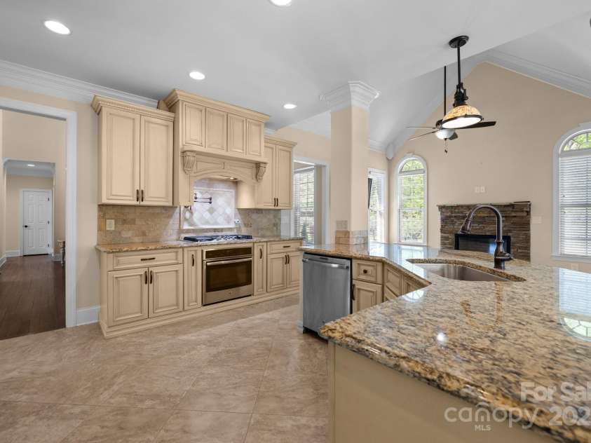 630 Deberry Hollow, Rock Hill, SC 29732.  MLS# CAR4247489, YatesRealty ID 13659. 