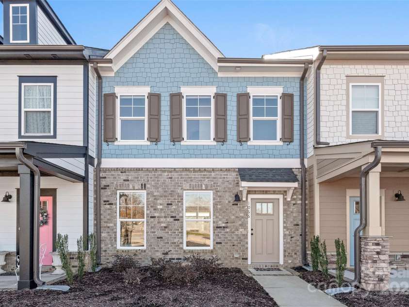 1066 Riverwalk Parkway, Rock Hill, SC 29730.  MLS# CAR4210322, YatesRealty ID 1366. This master-planned community offers a lifestyle like no other—quick access to I-77, just minutes into South Carolina, and only 28 minutes from SouthPark.