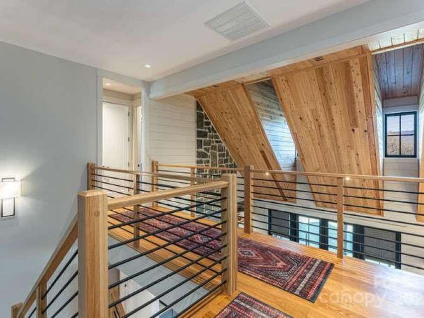 131 Lodestone Drive, Sylva, NC 28779.  MLS# CAR4330421, YatesRealty ID 1366. 