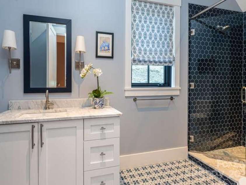 131 Lodestone Drive, Sylva, NC 28779.  MLS# CAR4330421, YatesRealty ID 1366. 