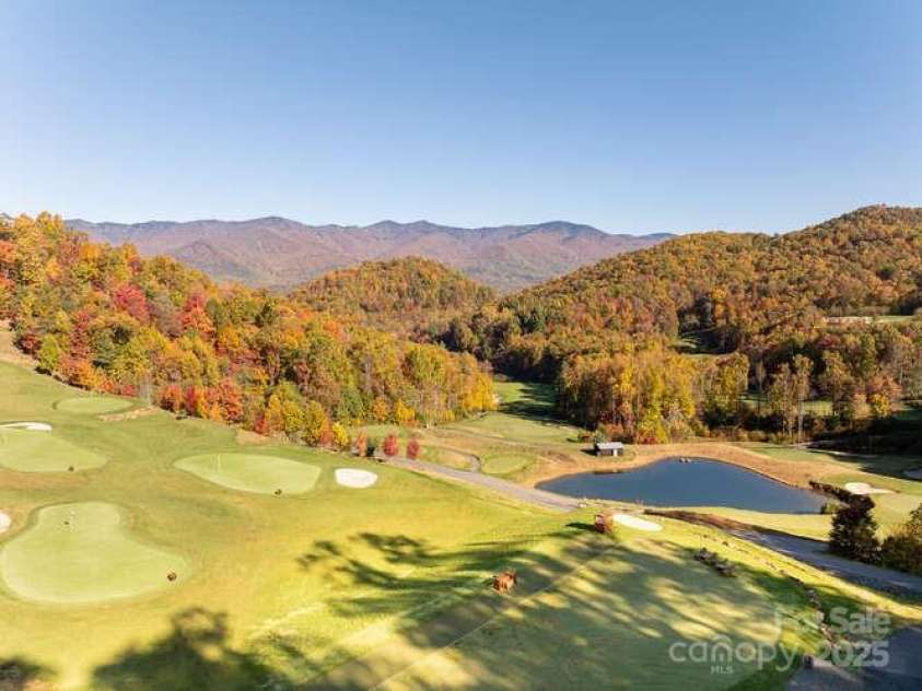 131 Lodestone Drive, Sylva, NC 28779.  MLS# CAR4330421, YatesRealty ID 1366. 