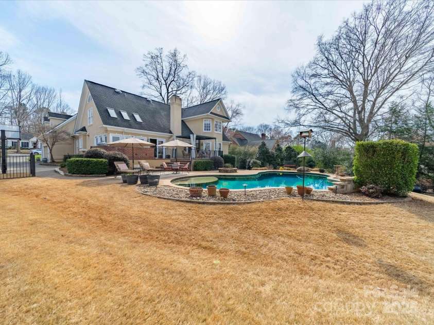 110 Hidden Pastures Drive, Cramerton, NC 28032.  MLS# CAR4250995, YatesRealty ID 13660. 