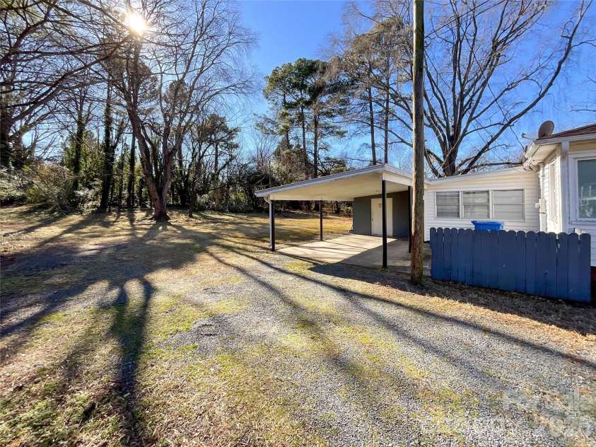 1116 Montgomery Avenue, Albemarle, NC 28001.  MLS# CAR4336726, YatesRealty ID 13661. 