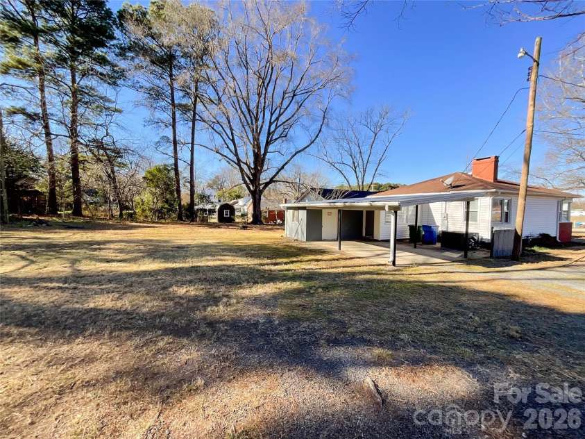 1116 Montgomery Avenue, Albemarle, NC 28001.  MLS# CAR4336726, YatesRealty ID 13661. 