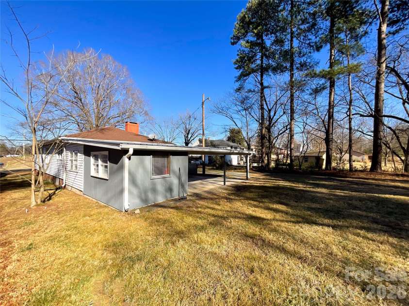 1116 Montgomery Avenue, Albemarle, NC 28001.  MLS# CAR4336726, YatesRealty ID 13661. 
