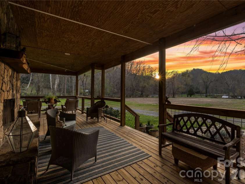 2805 NC 9 Highway, Black Mountain, NC 28711.  MLS# CAR4366252, YatesRealty ID 13663. 