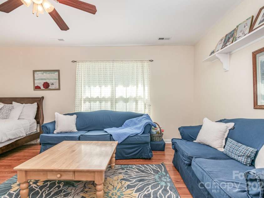 814 Independence Drive, Wingate, NC 28174.  MLS# CAR4251841, YatesRealty ID 13663. 