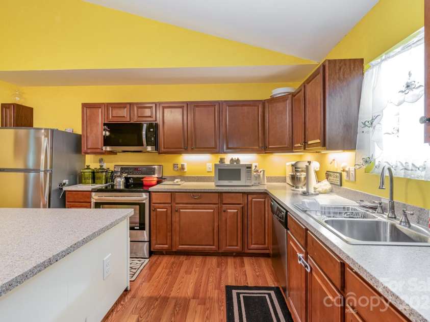 814 Independence Drive, Wingate, NC 28174.  MLS# CAR4251841, YatesRealty ID 13663. 