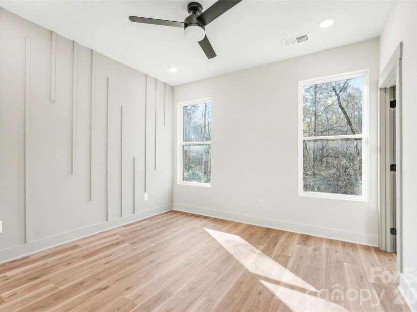 427 Ballard Street, Cherryville, NC 28021.  MLS# CAR4360269, YatesRealty ID 13664. 