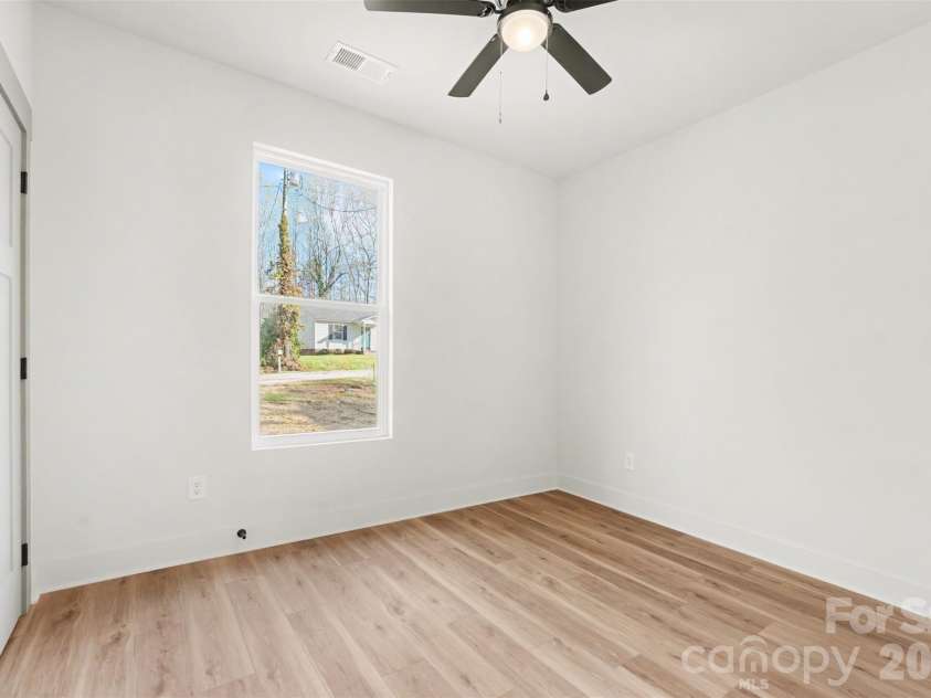 427 Ballard Street, Cherryville, NC 28021.  MLS# CAR4360269, YatesRealty ID 13664. 