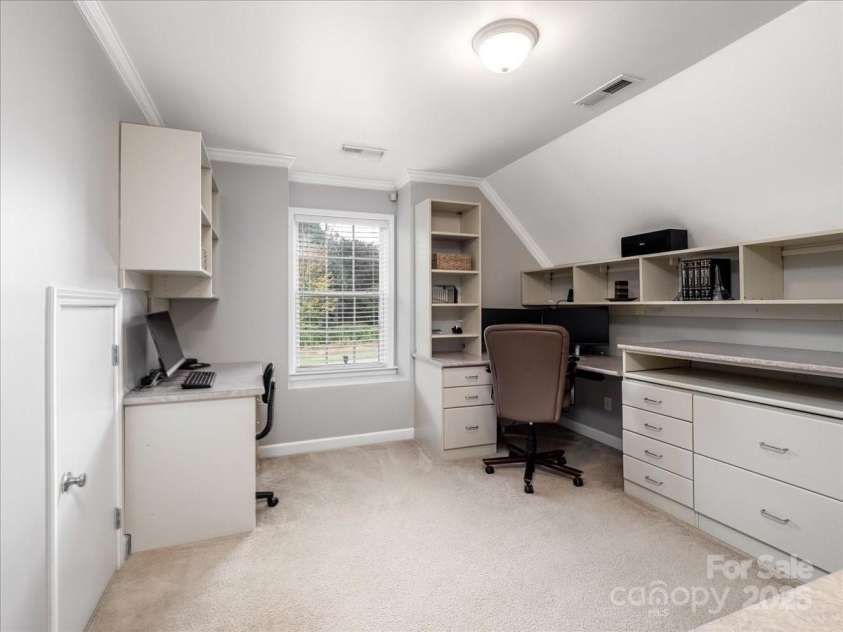 821 Lynnwood Farms Drive, Fort Mill, SC 29715.  MLS# CAR4234073, YatesRealty ID 13664. Bonus/Office/Bedroom