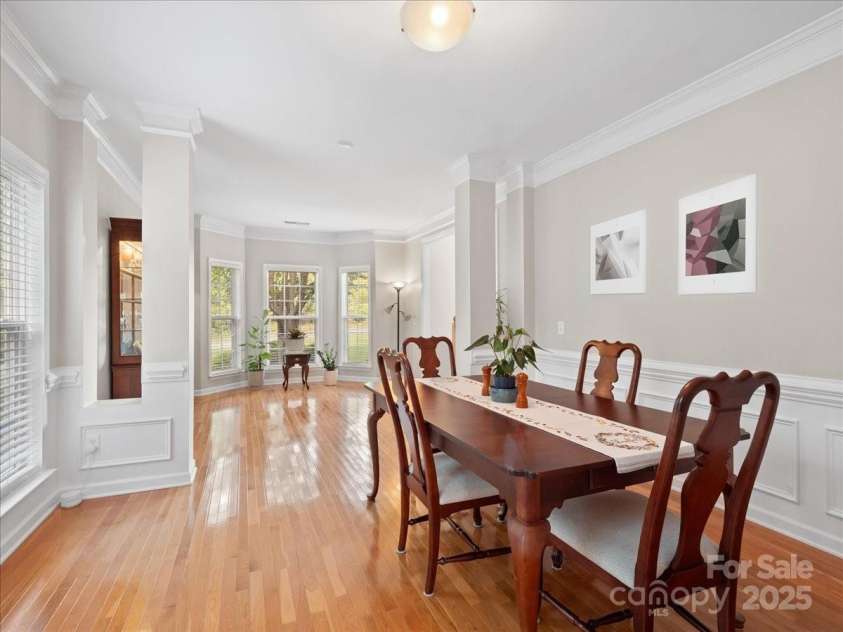 821 Lynnwood Farms Drive, Fort Mill, SC 29715.  MLS# CAR4234073, YatesRealty ID 13664. Dining/Livingroom