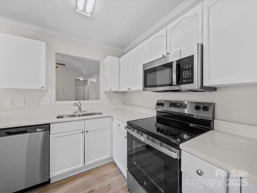 1762 Tate Road, Rock Hill, SC 29732.  MLS# CAR4248157, YatesRealty ID 13666. 