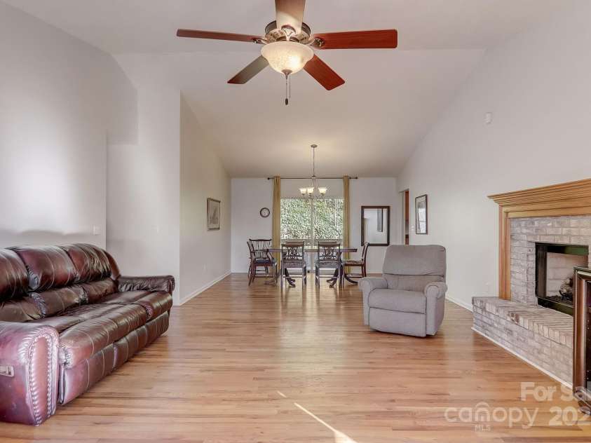 703 Cinnamon Way, Flat Rock, NC 28731.  MLS# CAR4258971, YatesRealty ID 13667. 
