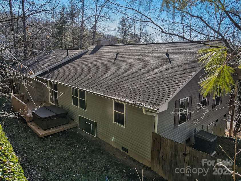 703 Cinnamon Way, Flat Rock, NC 28731.  MLS# CAR4258971, YatesRealty ID 13667. 