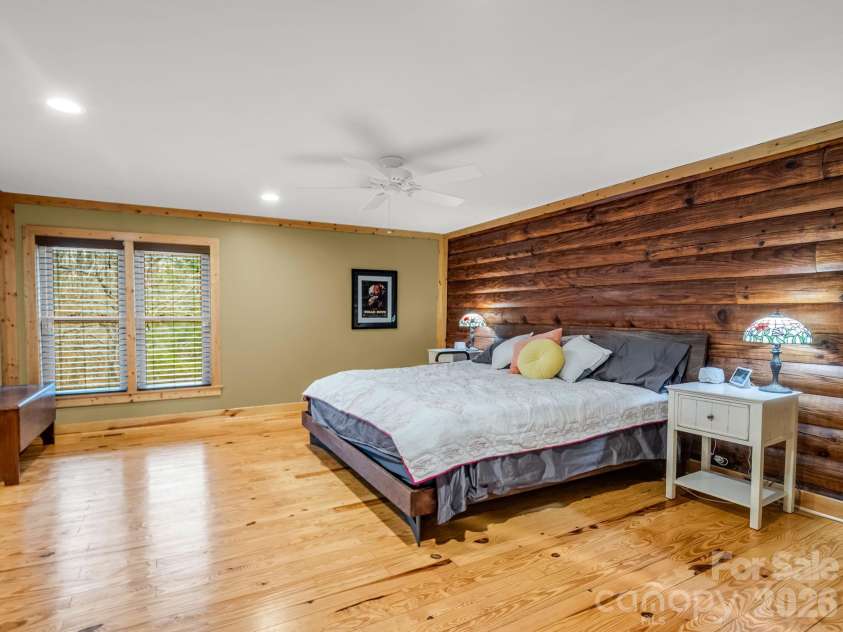 190 Observation Ridge, Rutherfordton, NC 28139.  MLS# CAR4351178, YatesRealty ID 13668. Primary Bedroom