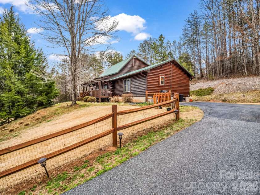 190 Observation Ridge, Rutherfordton, NC 28139.  MLS# CAR4351178, YatesRealty ID 13668. Side view
