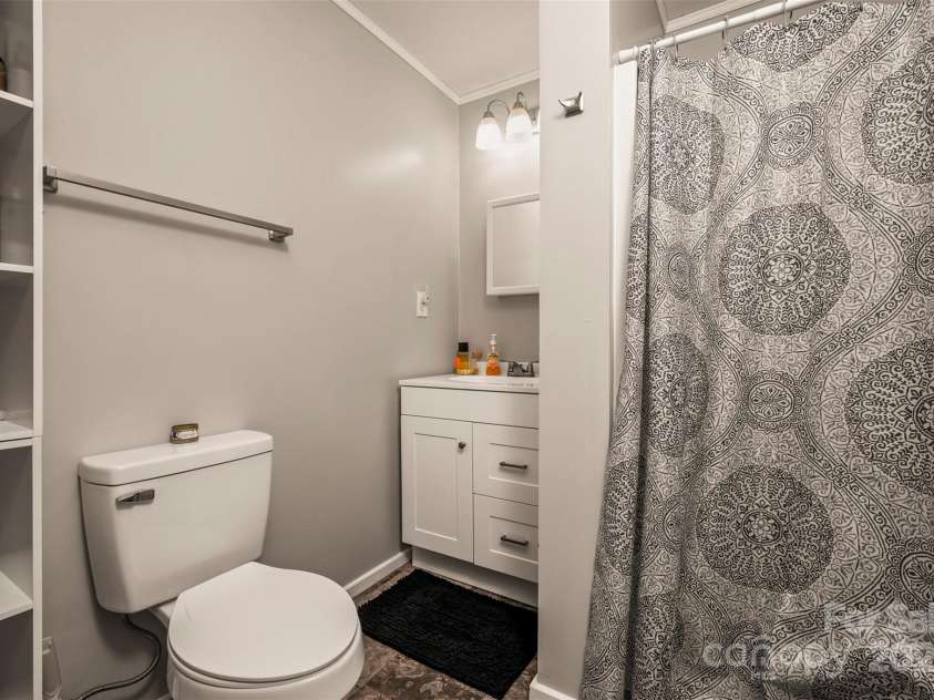 176 Cliffside Street, Mooresboro, NC 28114.  MLS# CAR4245649, YatesRealty ID 13669. 