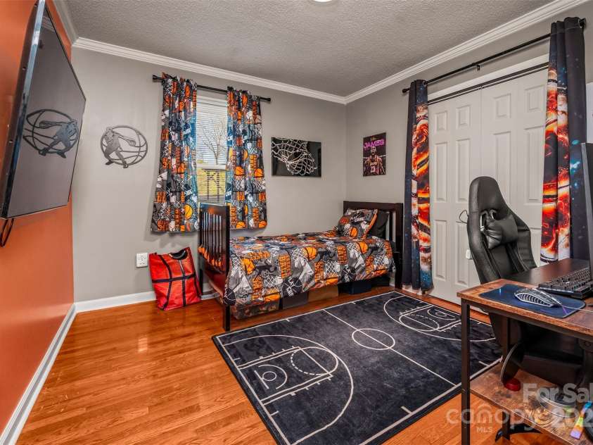 176 Cliffside Street, Mooresboro, NC 28114.  MLS# CAR4245649, YatesRealty ID 13669. 