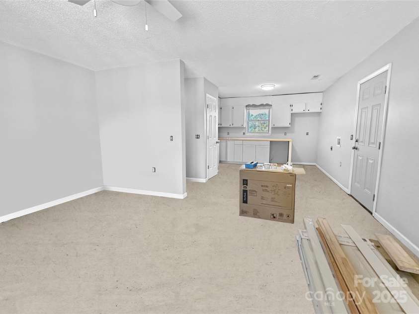 5111 Ponderosa Drive, Conover, NC 28613.  MLS# CAR4225366, YatesRealty ID 1367. 