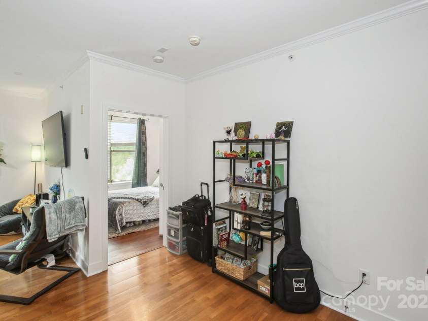 630 Calvert Street, Charlotte, NC 28208.  MLS# CAR4274131, YatesRealty ID 1367. 