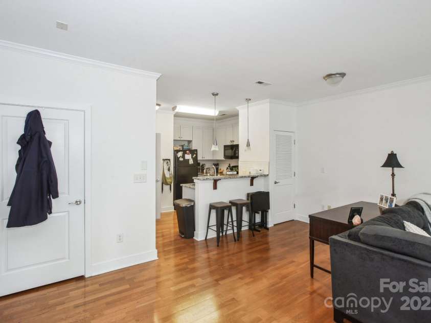 630 Calvert Street, Charlotte, NC 28208.  MLS# CAR4274131, YatesRealty ID 1367. 